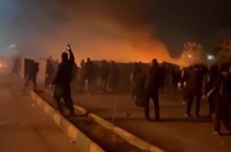 Iz Irana stižu jezive snimke, oglasio se njemački kancelar, Amerika građanima poslala hitnu poruku