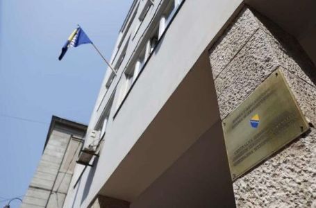 IZBORNA BOMBA U RS-u: CIK zabranio nove posmatrače, SDS upozorava na krađu glasova