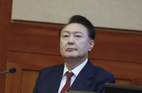 Smijenjeni predsjednik Južne Koreje osuđen na pet godina zatvora