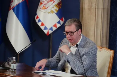 Vučić: Pregovori sa MOL-om nisu laki, ali vjerujem da će sve biti u redu