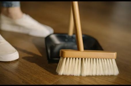 Gdje držite metlu? Ako je na ovom mjestu, tjerate novac iz kuće, bolje je odmah je sklonite
