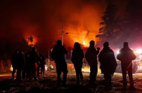 U požarima u Čileu poginulo najmanje 20 osoba, vatra uništila čitava naselja
