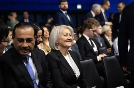 Krišto sudjelovala na potpisivanju Povelje o miru