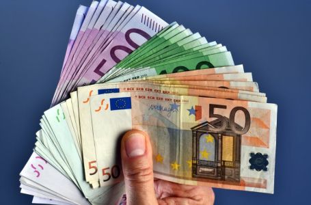 Novac stiže za 4 znaka: Evo ko će dobiti pare do 31. januara