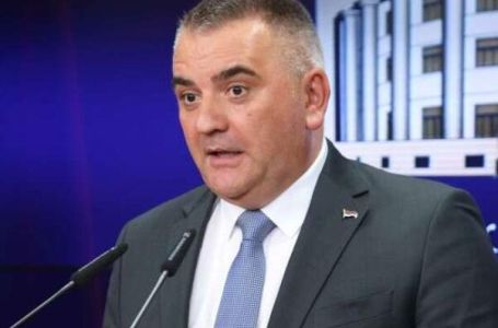 Minić poručio mljekarima: Majstori, nećete doći traktorima pred Vladu