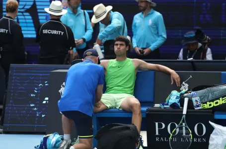 Drama u polufinalu Australian Opena: Alcaraz vodio 2-0, uslijedio preokret