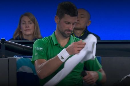 Misteriozni cilindar koji je Novak skrivao ispod peškira: Evo o čemu se radi