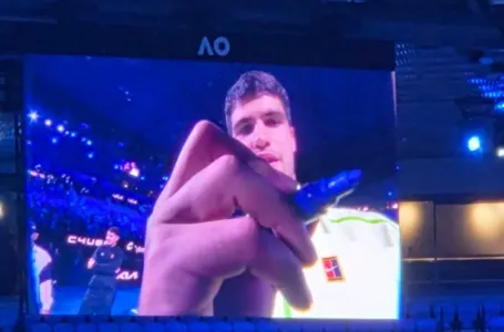 Evo šta je Alcaraz napisao na kameri nakon pobjede u finalu protiv Đokovića