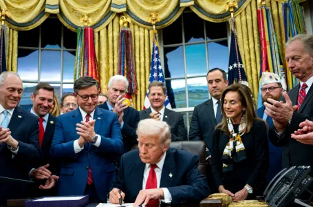 Trump: Već smo dovezli 50 milijardi barela nafte iz Venezuele