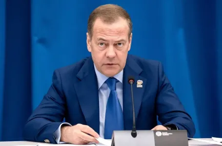 Stiglo pismo iz Moskve: Medvedev stao uz Dodika pa mu poručio - "Poštovani gospodine Dodik..."