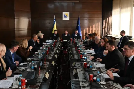 Povećava li Vlada FBiH minimalnu platu na 1.326 KM