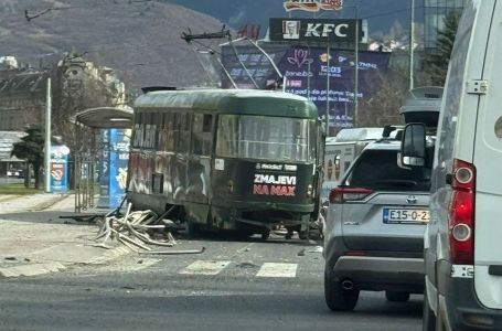 Tramvaj iskočio iz šina u Sarajevu, ima povrijeđenih