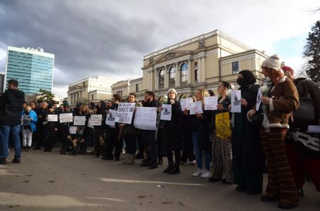 Završeni protesti u Sarajevu: Dosta je više!