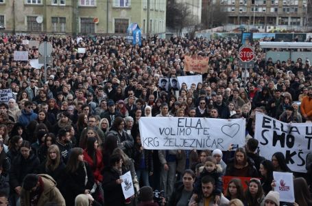 Nema nazad: Organizatori protesta najavili novo okupljanje ispred Zemaljskog muzeja u Sarajevu...