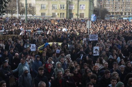 Organizatori jučerašnjeg protesta u Sarajevu ogradili se od današnjih: Postoje špekulacije o...