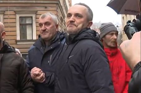 Protesti urodili plodom: Vozač sarajevskog tramvaja pušten na slobodu