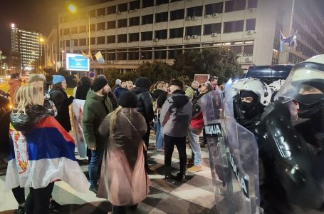 Student Medicinskog: Troje-četvoro povrijeđenih nakon incidenta na protestu u Novom Sadu