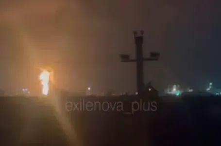 Velik ukrajinski napad na Rusiju: Gori rafinerija, zatvoreno pet aerodroma