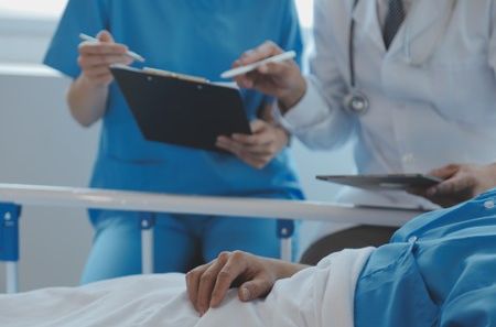 Onkolog otkriva: Ovih 5 stvari povećava rizik od raka, izbacite ih