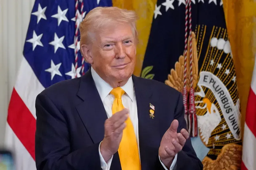 Trump snimljen bez šminke i pojačivača tena: Prizor je prilično jeziv (FOTO)