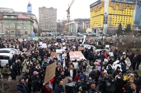 Pročitajte sve zahtjeve mladih sa protesta upućene vlastima
