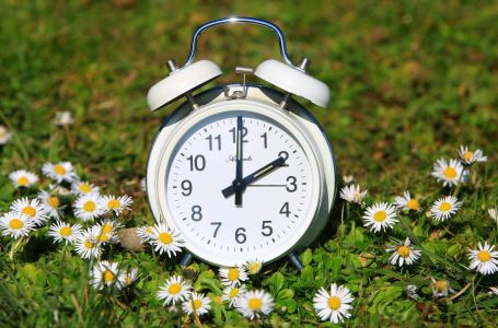 Bliži nam se pomicanje sata, ove godine s jednom promjenom koja će mnoge oduševiti