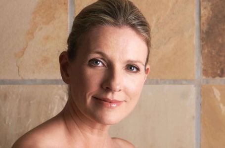 Ako žena ne želi nositi šminku, šta to govori o njoj prema psihologiji?