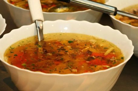 Stavite ovo u supu 10 minuta prije kraja: Miris će osvojiti cijeli komšiluk, a ukus je neponovljiv