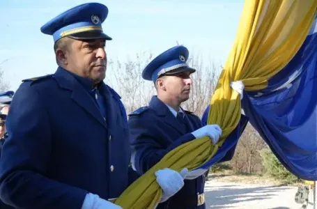 Ceremonijom podizanja zastave BiH na brdu Hum počelo obilježavanje Dana nezavisnosti