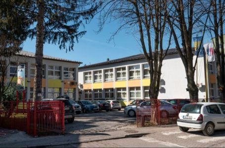 Učenik osmog razreda prijetio da će u školu donijeti pištolj