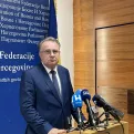 Predsjednik SDP BiH Nermin Nikšić podnio krivičnu prijavu protiv Sebije Izetbegović