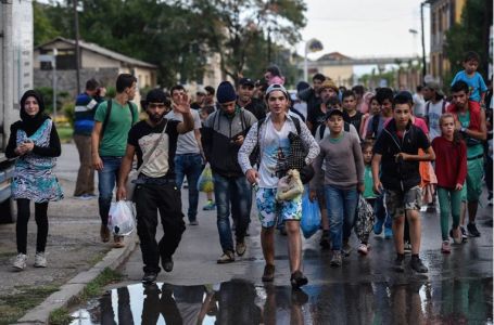 UN: Više od 100.000 ljudi pobjeglo zbog sukoba Pakistana i Afganistana