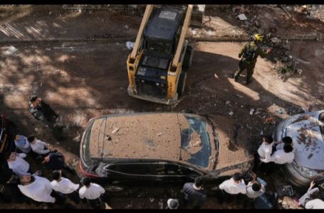 Iran izveo nove napade balističkim raketama na Izrael: Povrijeđeno šest osoba