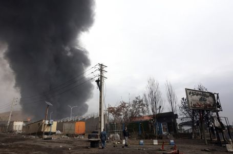 Axios: SAD rekao Izraelu da prestane napadati iranska skladišta nafte