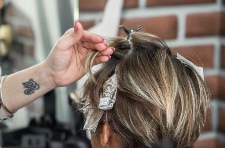 Da li kosu treba farbati kad je prljava ili čista: Frizeri odgovorili