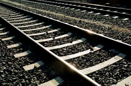 Apel Željeznica FBiH - Pažljivo preko pruge