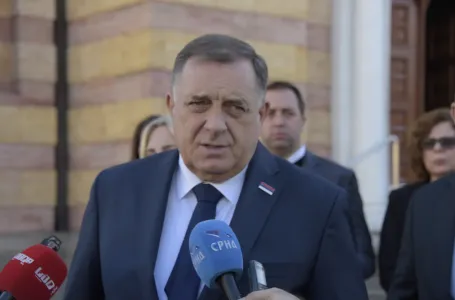 Dodik: Neće biti postrojavanja bivših pripadnika HVO-a u Derventi