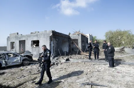 Iran raketirao sjever Izraela, hitne službe objavile da su dvije osobe povrijeđene