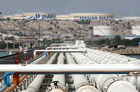 Zbog čega je Iranu značajno ostrvo Hark: Ključna tačka za distribuciju 2 miliona barela nafte dnevno