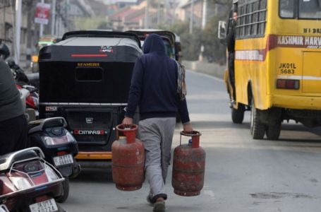 Iran: Ako naša postrojenja budu mete napada, gađat ćemo američke kompanije