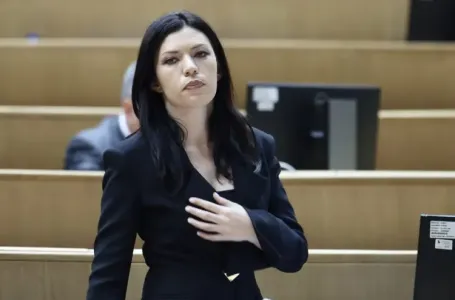 Sanja Vulić i SNSD sami protiv svih: Žestoko se protive smanjenju cijena goriva