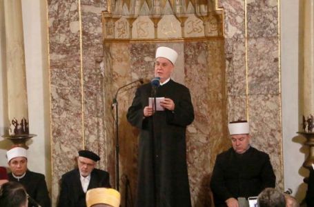 Reis Kavazović: Večeras zamolimo Boga da svijet usmjeri prema dobru