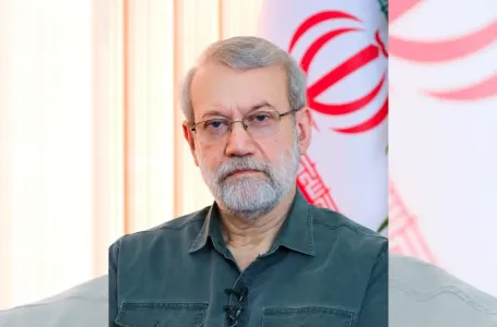Izraelski mediji: Ali Larijani napadnut zajedno sa svojim sinom