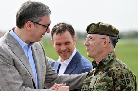 Šef srpske vojske objavio zašto i zbog koga su kupili rakete