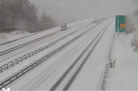 Palo više od pola metra snijega u regionu, uslijedio haos: Pogledajte prizore