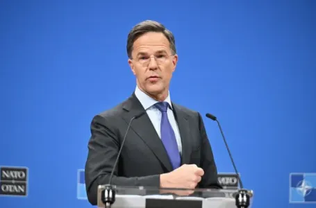 Šef NATO-a: Saveznici spremni braniti zajedničke interese i pronaći rješenja za Hormuški moreuz