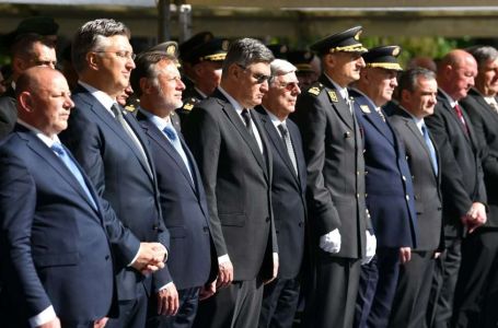 Hrvatska: Milanović i Plenković čestitali Ramazanski bajram