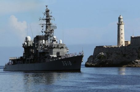 Iran spreman propustiti japanske tankere kroz Hormuški tjesnac