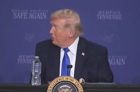 Trump držao govor, pa se okrenuo prema najbližem suradniku: "Ti si prvi rekao da napadnemo Iran"