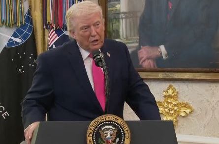 Trump: "Iran je jučer napravio nešto nevjerovatno. Dali su nam poklon"